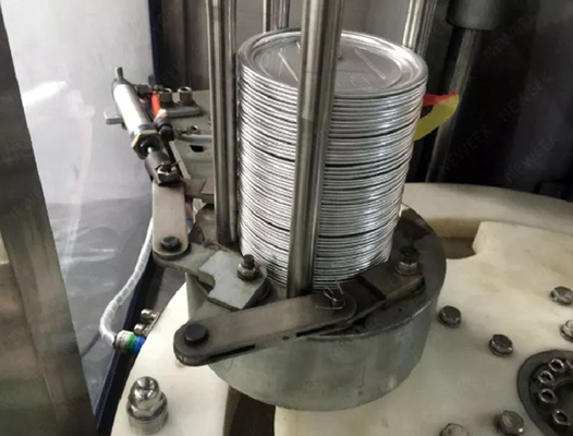 高性能のフル オートは機械、PLC のプラスチック缶のシーラー機械を継ぎ合わせることができます